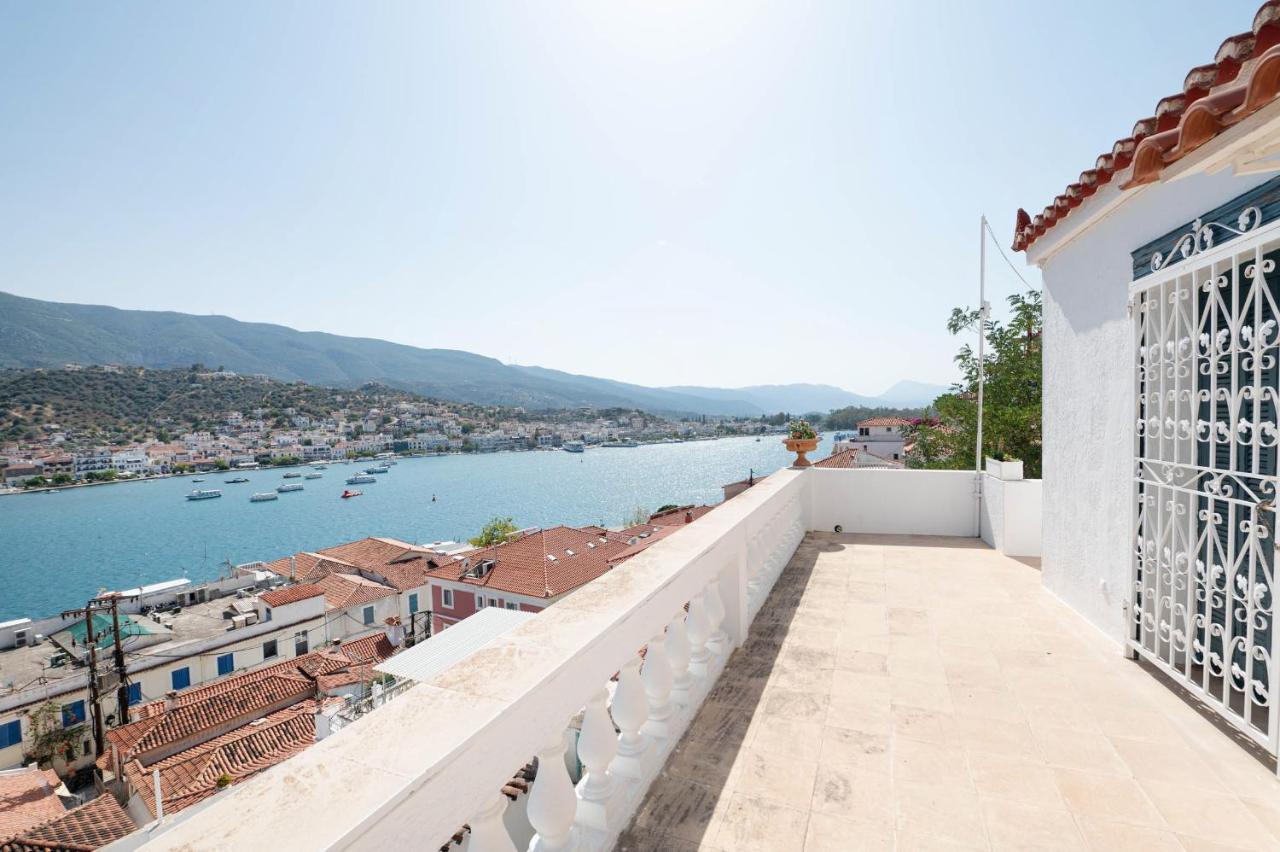 Traditional House Under The Clock Tower With Sweet View Poros Town المظهر الخارجي الصورة