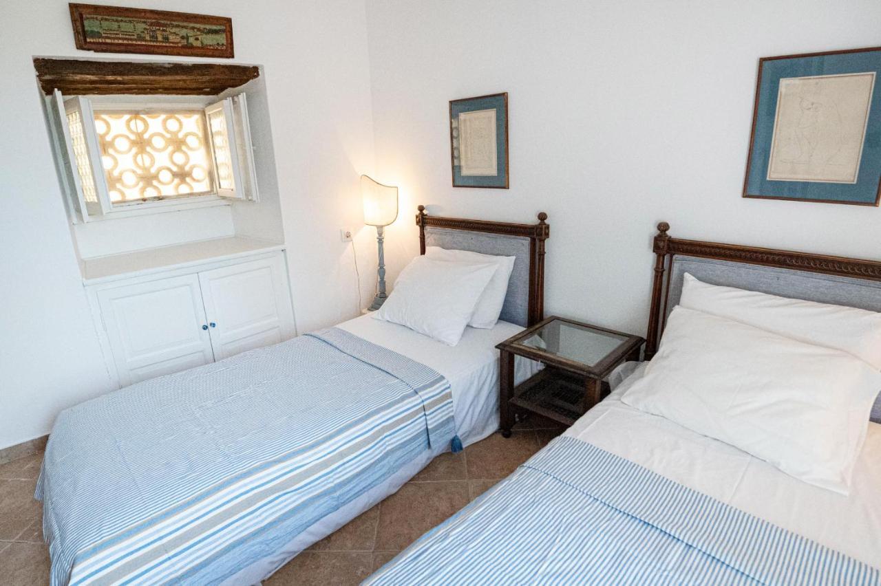 Traditional House Under The Clock Tower With Sweet View Poros Town المظهر الخارجي الصورة