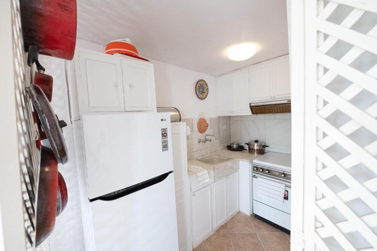 Traditional House Under The Clock Tower With Sweet View Poros Town المظهر الخارجي الصورة