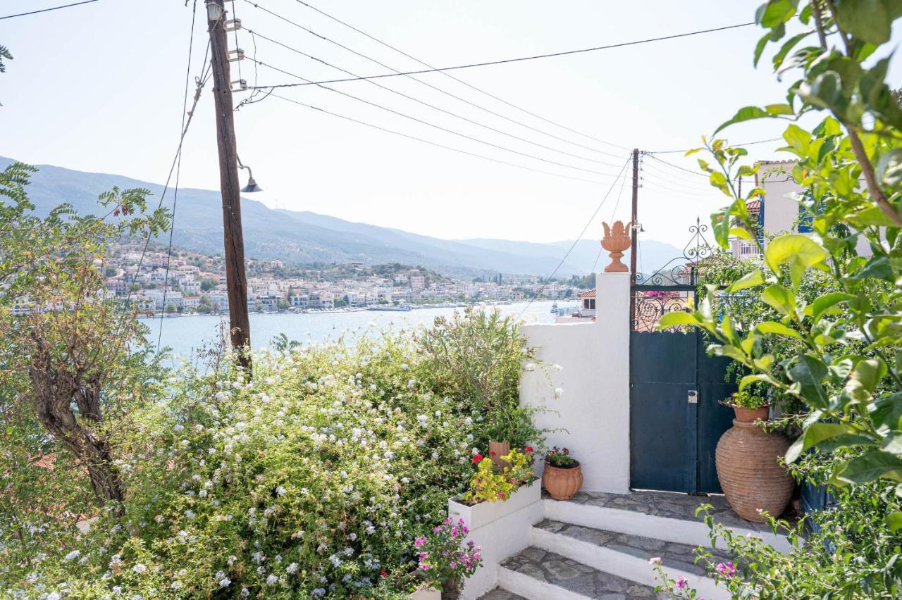 Traditional House Under The Clock Tower With Sweet View Poros Town المظهر الخارجي الصورة